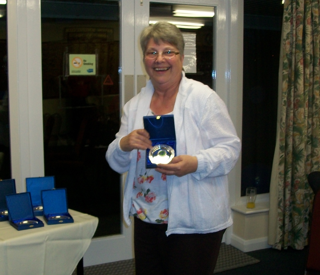 Lesley Brown with her Triples Runnerâs Up Trophy